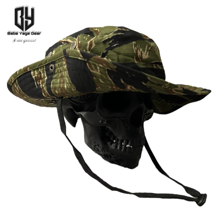 Шапка с периферия Tiger Stripes