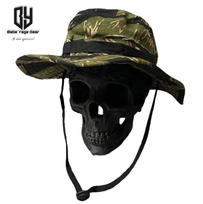 Шапка с периферия Tiger Stripes